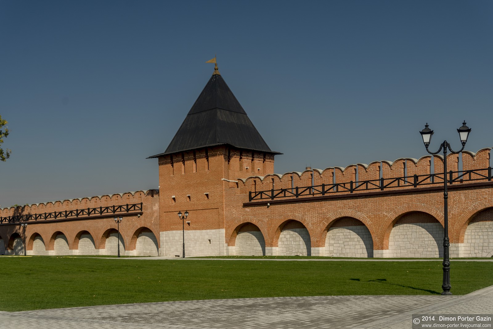 https://mdw-travel-data-us-east-1.s3.amazonaws.com/img/country/Russia/Tula-Kremlin/img_01.jpg