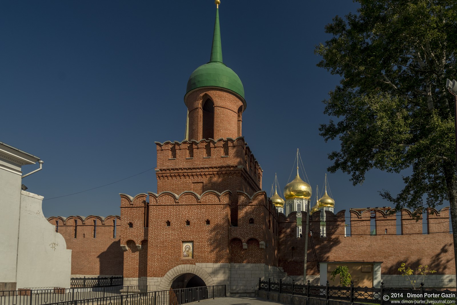https://mdw-travel-data-us-east-1.s3.amazonaws.com/img/country/Russia/Tula-Kremlin/img_02.jpg