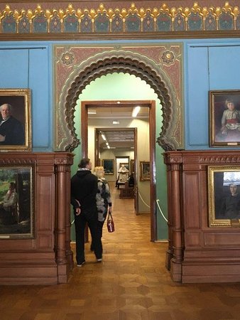 https://mdw-travel-data-us-east-1.s3.amazonaws.com/img/country/Russia/Usolye-Clad-Art-Museum/img_02.jpg