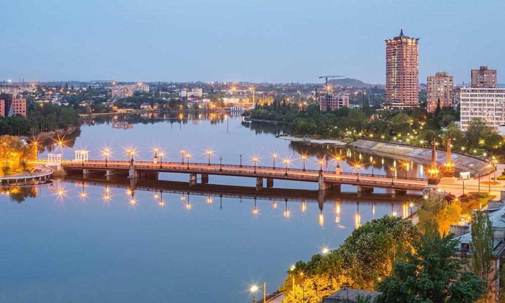 https://mdw-travel-data-us-east-1.s3.amazonaws.com/img/country/Russia/Volgograd-Battery-Sealed/img_03.jpg