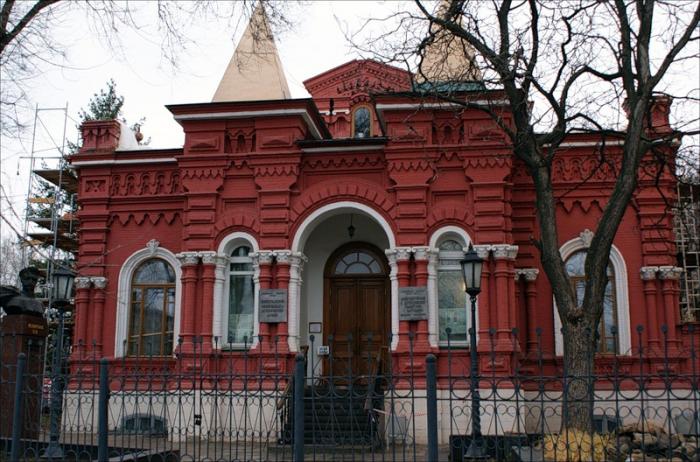 https://mdw-travel-data-us-east-1.s3.amazonaws.com/img/country/Russia/Volgograd-Fine-Arts-Museum/img_03.jpg