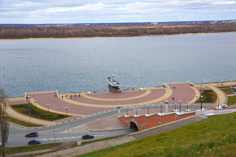 https://mdw-travel-data-us-east-1.s3.amazonaws.com/img/country/Russia/Volgov-Volga-Boat-Station/img_00.jpg