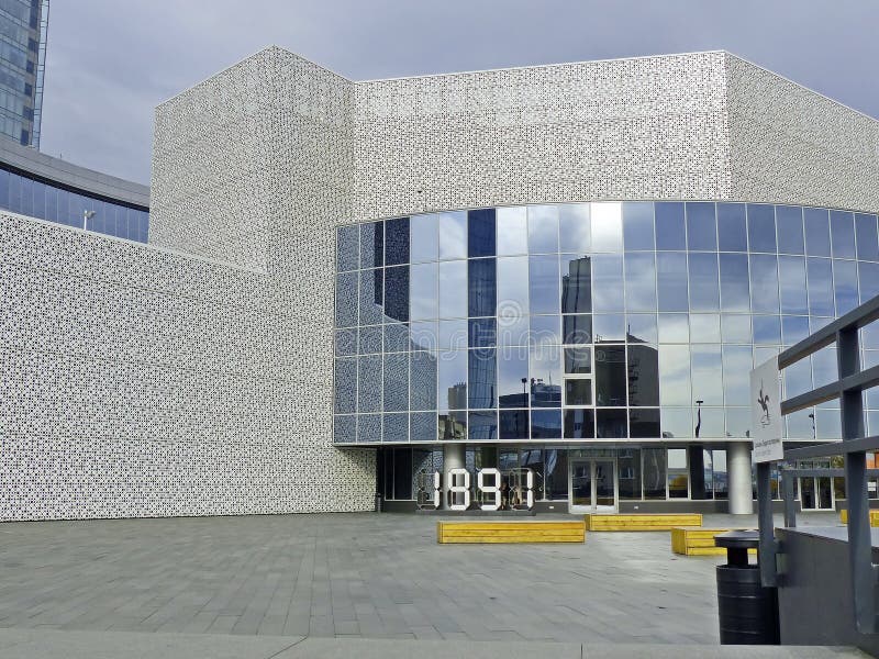 https://mdw-travel-data-us-east-1.s3.amazonaws.com/img/country/Russia/Yeltsin-Center/img_02.jpg