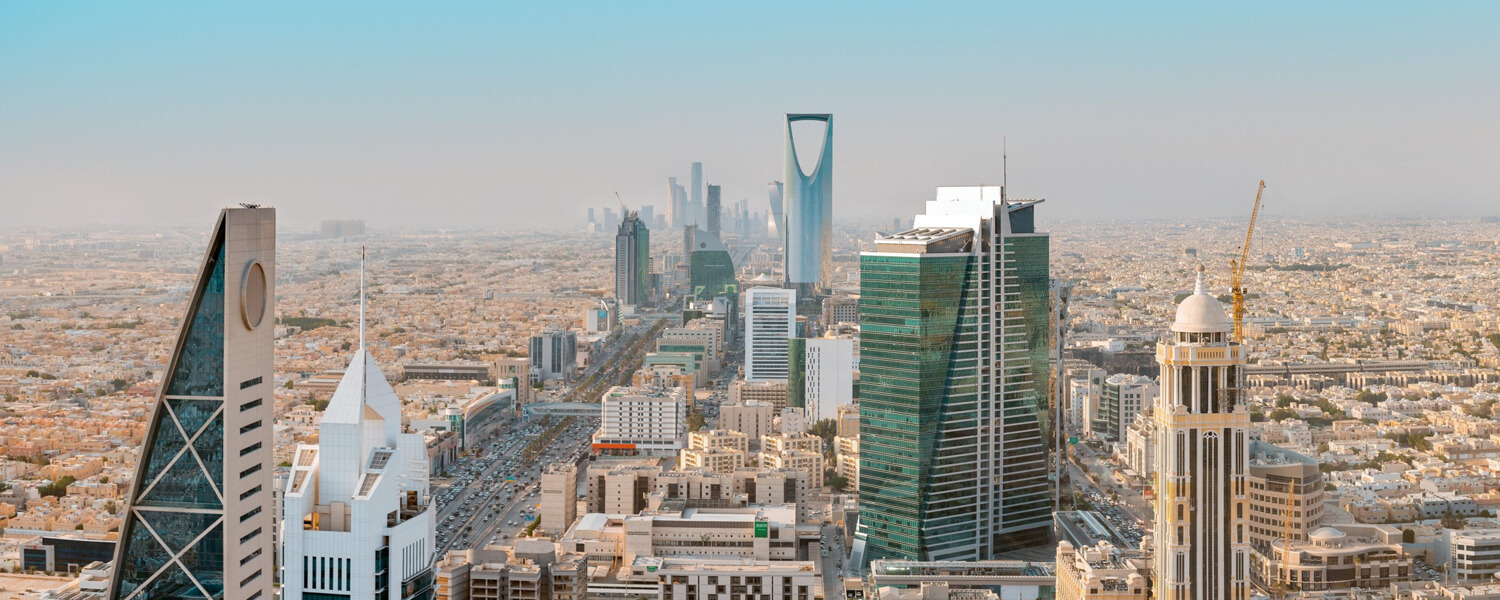 https://mdw-travel-data-us-east-1.s3.amazonaws.com/img/country/Saudi-Arabia/Abraq-Al-Duwar/img_01.jpg