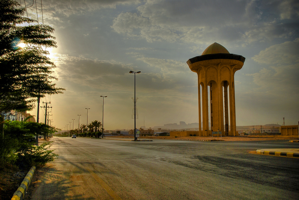 https://mdw-travel-data-us-east-1.s3.amazonaws.com/img/country/Saudi-Arabia/Al-Andalus-Park/img_01.jpg