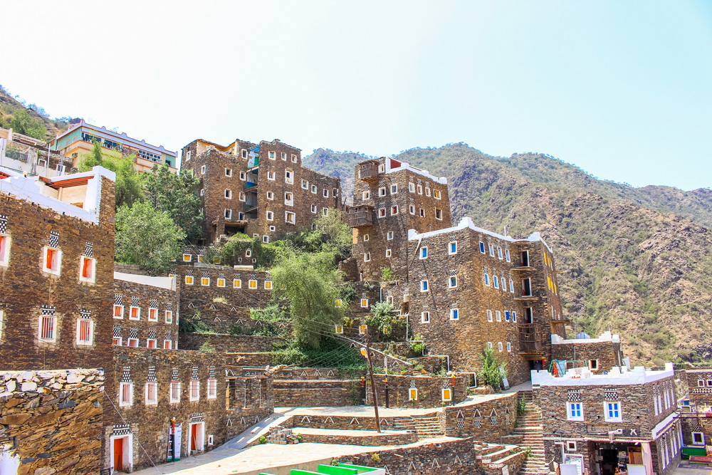 https://mdw-travel-data-us-east-1.s3.amazonaws.com/img/country/Saudi-Arabia/Al-Habala-Museum/img_00.jpg