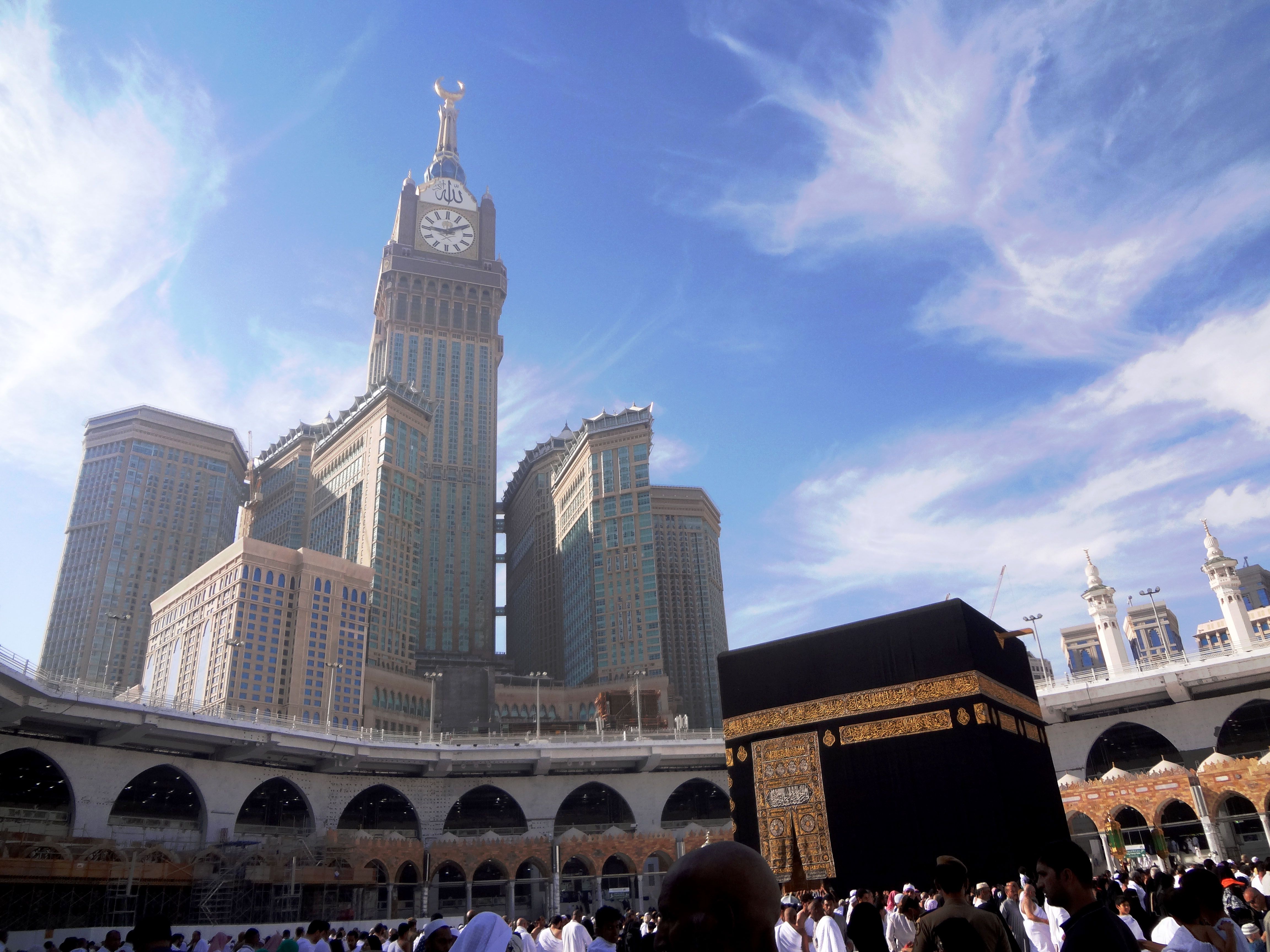https://mdw-travel-data-us-east-1.s3.amazonaws.com/img/country/Saudi-Arabia/Al-Haram-Mosque/img_02.jpg