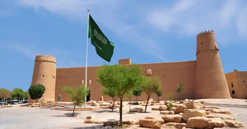 https://mdw-travel-data-us-east-1.s3.amazonaws.com/img/country/Saudi-Arabia/Al-Masmak-Fortress/img_01.jpg