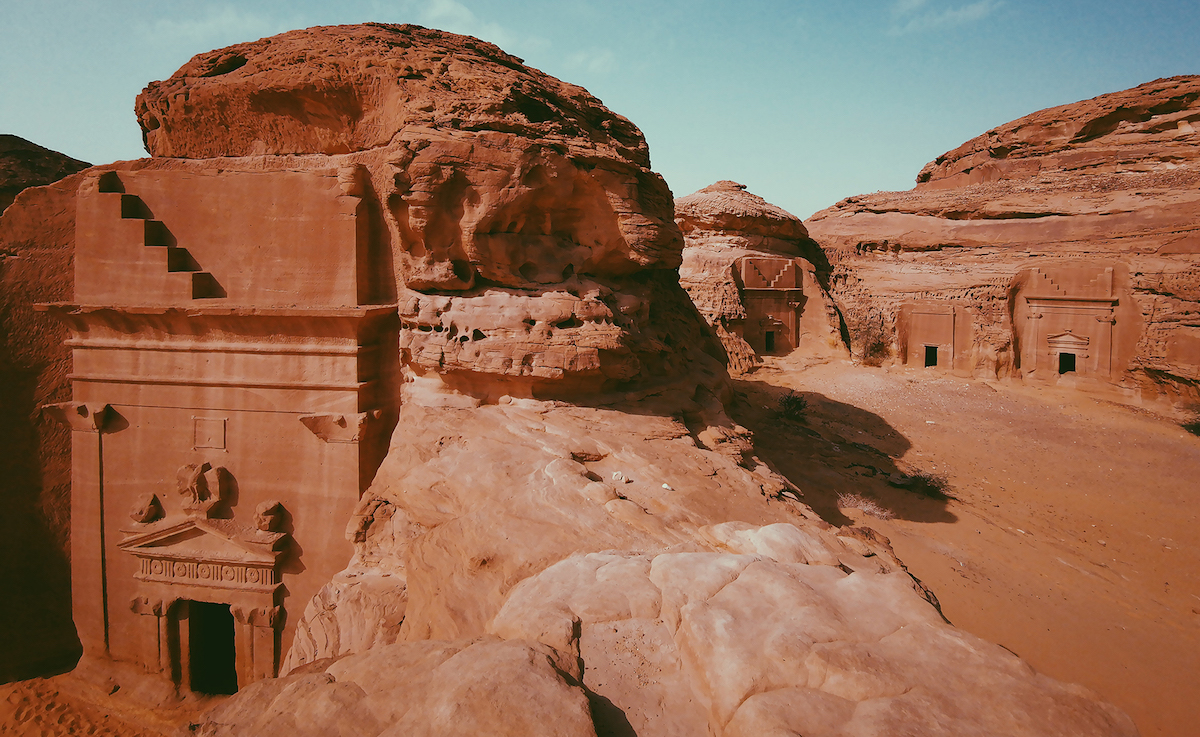 https://mdw-travel-data-us-east-1.s3.amazonaws.com/img/country/Saudi-Arabia/Al-Ula-City-Center/img_02.jpg