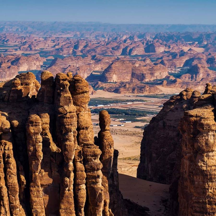 https://mdw-travel-data-us-east-1.s3.amazonaws.com/img/country/Saudi-Arabia/Al-Ula/img_03.jpg