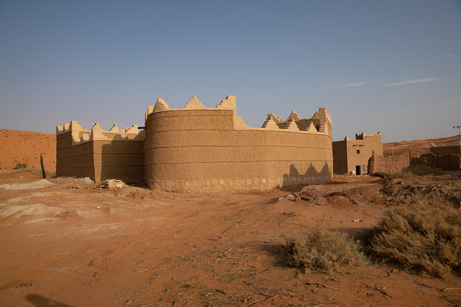 https://mdw-travel-data-us-east-1.s3.amazonaws.com/img/country/Saudi-Arabia/Al-Zulfi-Park/img_03.jpg
