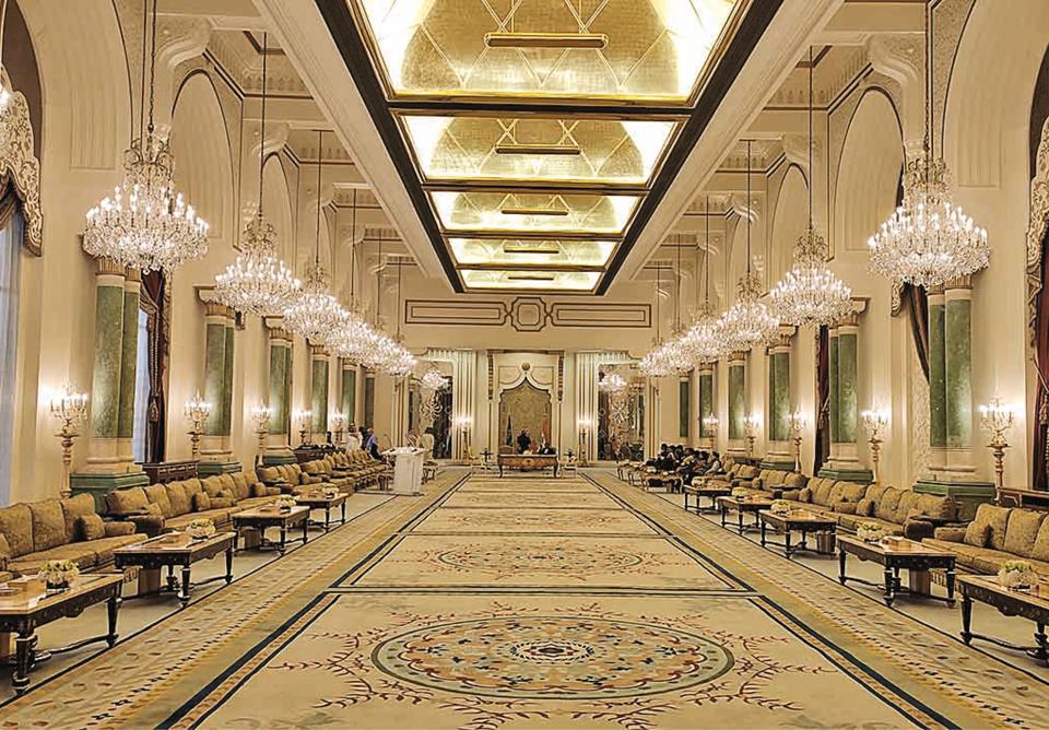 https://mdw-travel-data-us-east-1.s3.amazonaws.com/img/country/Saudi-Arabia/Ateq-Palace/img_00.jpg