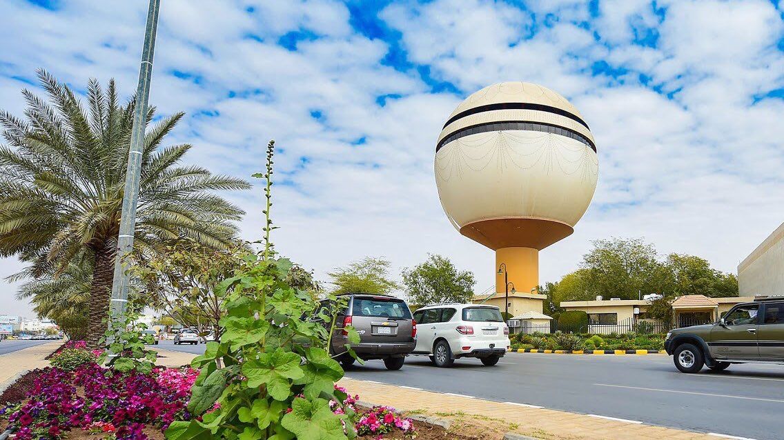 https://mdw-travel-data-us-east-1.s3.amazonaws.com/img/country/Saudi-Arabia/Buraidah-Mall/img_03.jpg