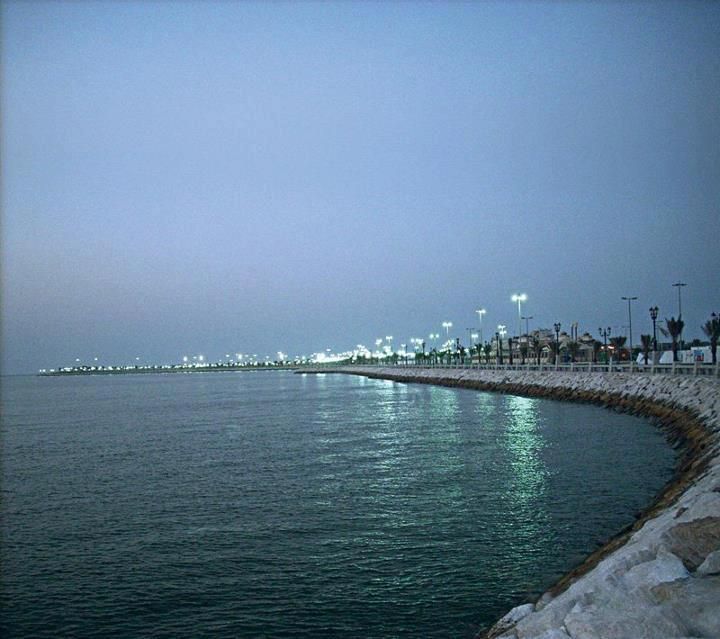 https://mdw-travel-data-us-east-1.s3.amazonaws.com/img/country/Saudi-Arabia/Dammam-Corniche/img_02.jpg