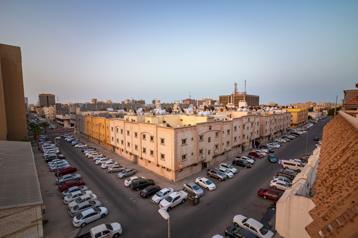 https://mdw-travel-data-us-east-1.s3.amazonaws.com/img/country/Saudi-Arabia/Dhahran-Tower/img_01.jpg