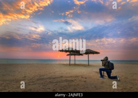 https://mdw-travel-data-us-east-1.s3.amazonaws.com/img/country/Saudi-Arabia/Fanateer-Beach/img_00.jpg