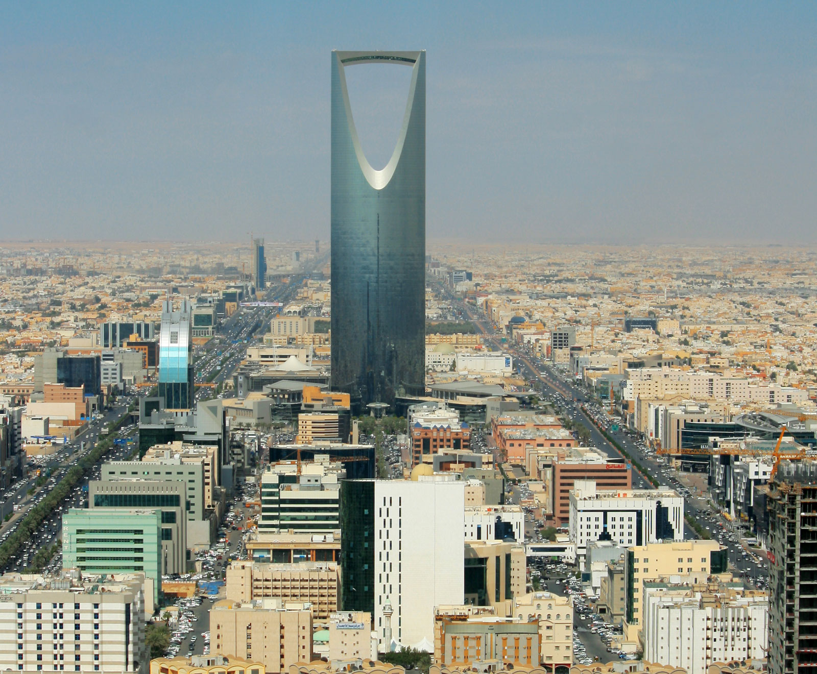 https://mdw-travel-data-us-east-1.s3.amazonaws.com/img/country/Saudi-Arabia/International-Era-Square/img_02.jpg