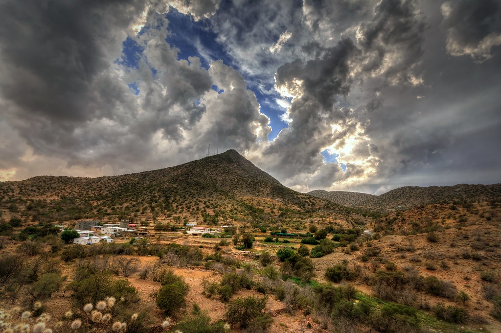 https://mdw-travel-data-us-east-1.s3.amazonaws.com/img/country/Saudi-Arabia/Jabal-Dakkah-Park/img_02.jpg