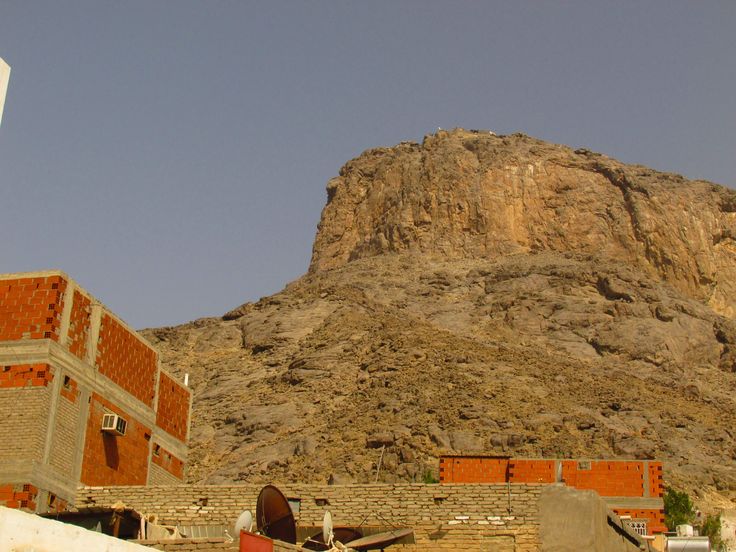 https://mdw-travel-data-us-east-1.s3.amazonaws.com/img/country/Saudi-Arabia/Jabal-al-Nour/img_03.jpg