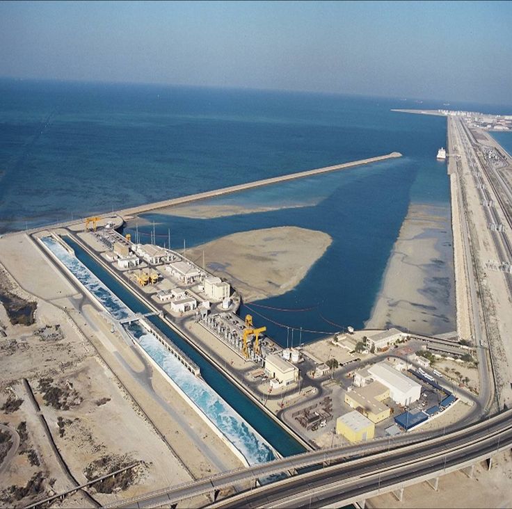 https://mdw-travel-data-us-east-1.s3.amazonaws.com/img/country/Saudi-Arabia/Jubail-Naval-Dockyard/img_01.jpg