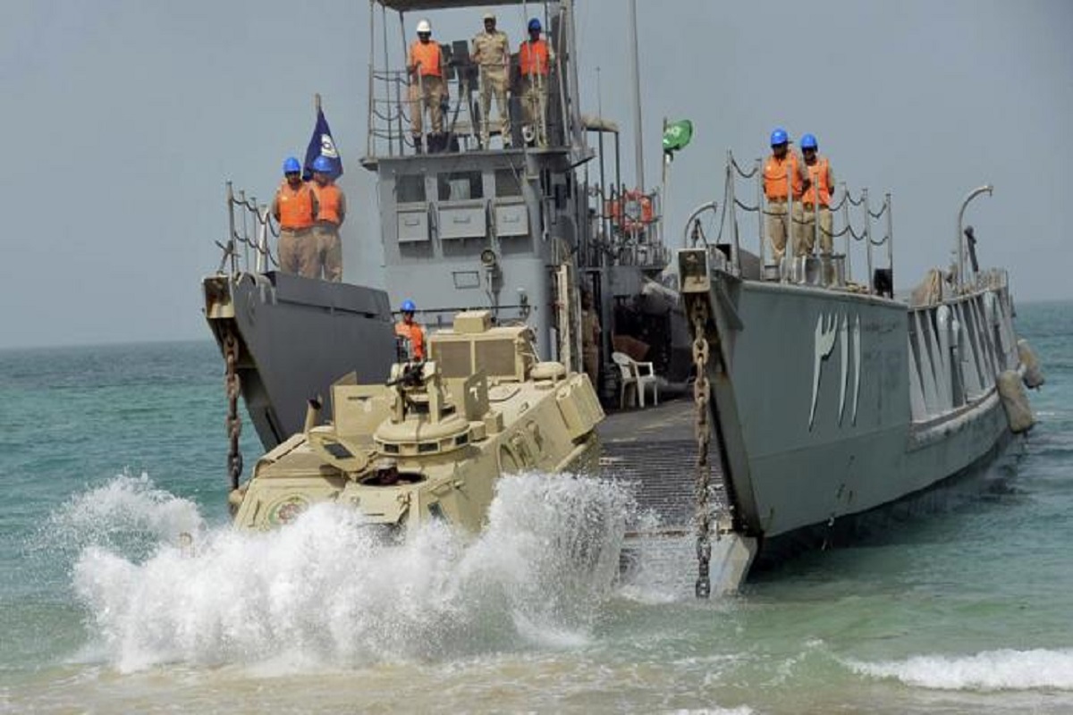 https://mdw-travel-data-us-east-1.s3.amazonaws.com/img/country/Saudi-Arabia/King-Abdulaziz-Naval-Base/img_01.jpg