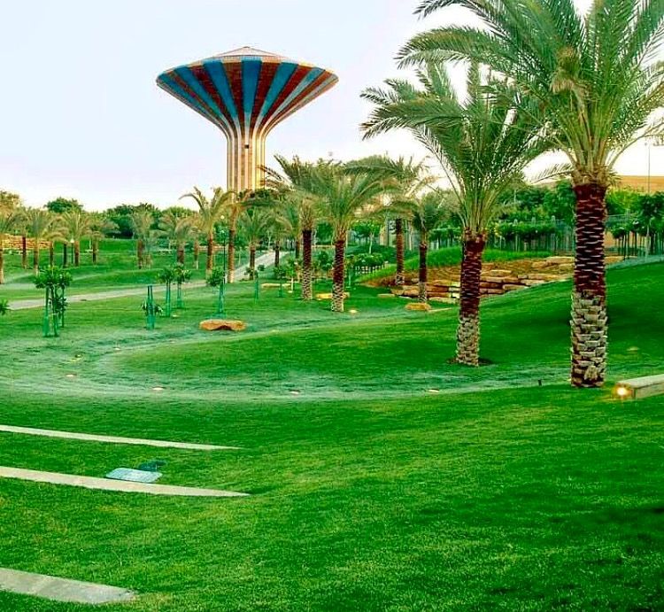 https://mdw-travel-data-us-east-1.s3.amazonaws.com/img/country/Saudi-Arabia/King-Abdulaziz-Park/img_03.jpg