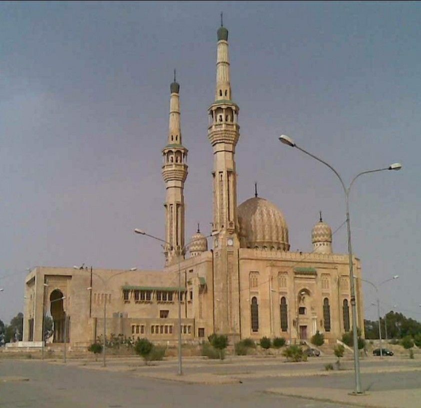 https://mdw-travel-data-us-east-1.s3.amazonaws.com/img/country/Saudi-Arabia/Masjid-Abu-Bakr/img_01.jpg