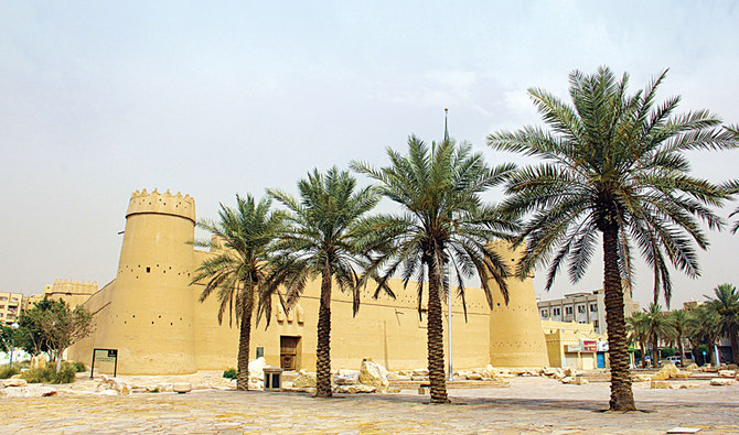 https://mdw-travel-data-us-east-1.s3.amazonaws.com/img/country/Saudi-Arabia/Masmak-Fortress/img_03.jpg