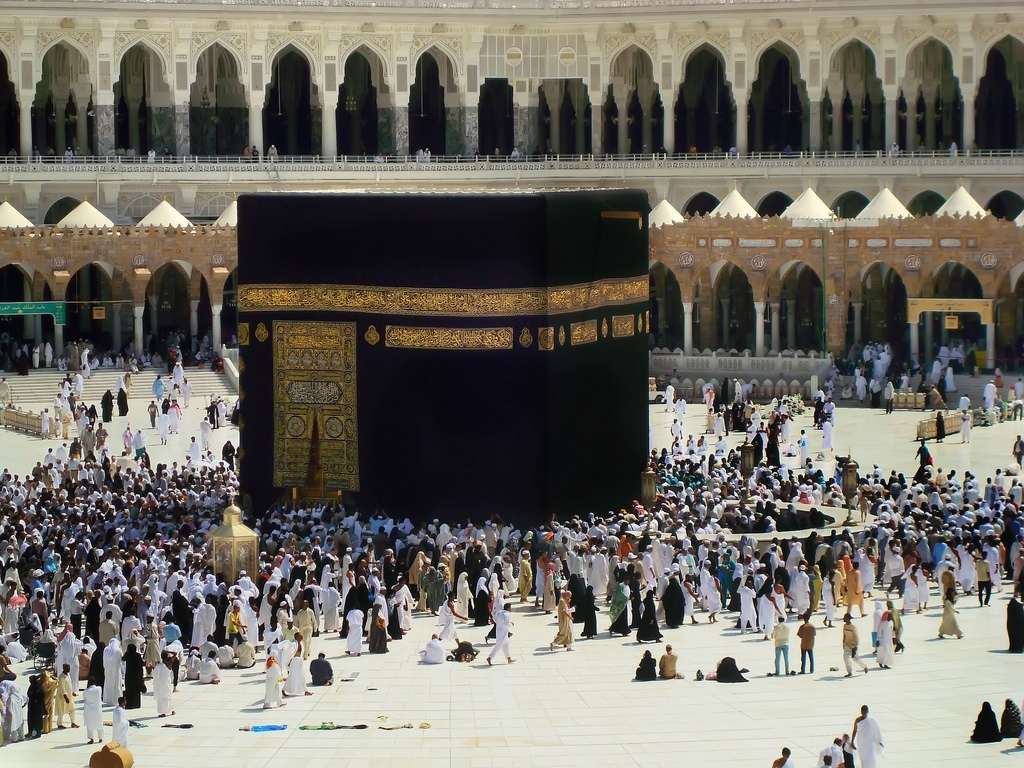 https://mdw-travel-data-us-east-1.s3.amazonaws.com/img/country/Saudi-Arabia/Mecca-Masjid/img_03.jpg