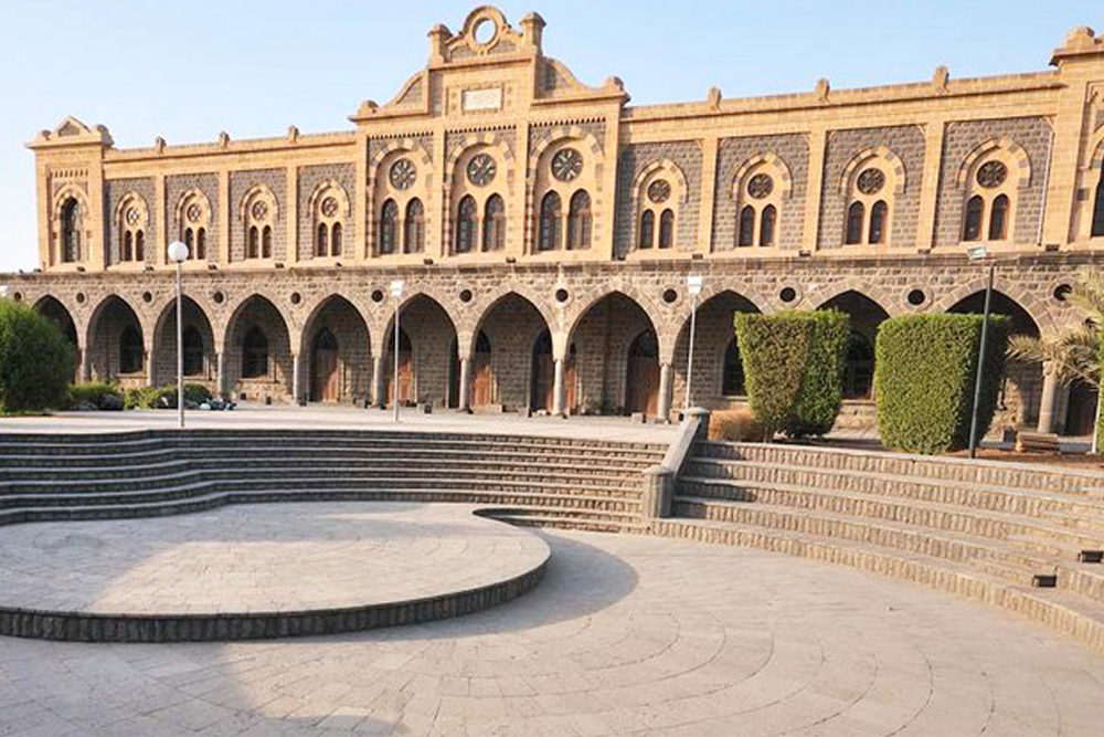 https://mdw-travel-data-us-east-1.s3.amazonaws.com/img/country/Saudi-Arabia/Medina-Museum/img_03.jpg