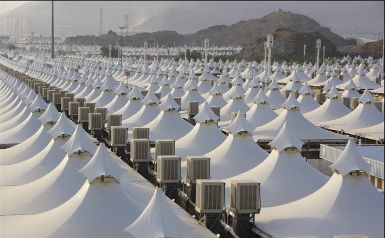 https://mdw-travel-data-us-east-1.s3.amazonaws.com/img/country/Saudi-Arabia/Mina-Tents/img_01.jpg