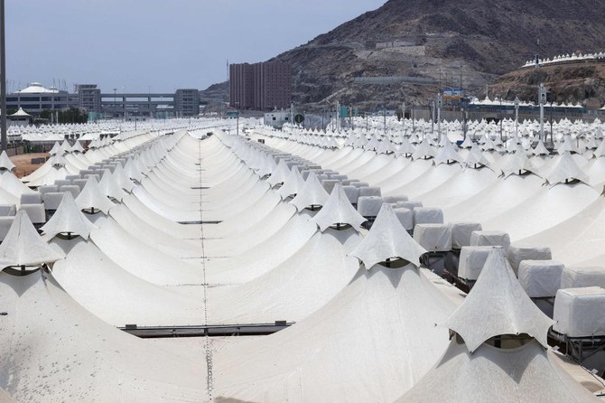https://mdw-travel-data-us-east-1.s3.amazonaws.com/img/country/Saudi-Arabia/Mina-Tents/img_02.jpg