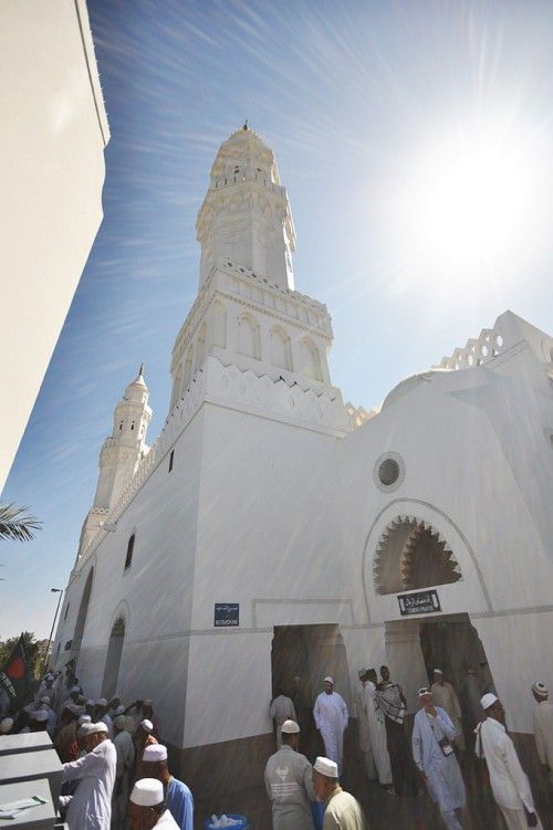 https://mdw-travel-data-us-east-1.s3.amazonaws.com/img/country/Saudi-Arabia/Mosque-of-the-Two-Qiblas/img_03.jpg