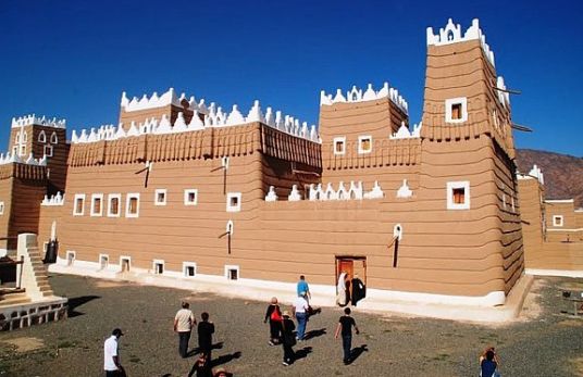 https://mdw-travel-data-us-east-1.s3.amazonaws.com/img/country/Saudi-Arabia/Qaisariyah-Palace/img_02.jpg