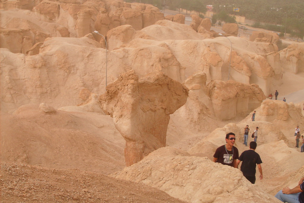 https://mdw-travel-data-us-east-1.s3.amazonaws.com/img/country/Saudi-Arabia/Qara-Mountain-Park/img_03.jpg