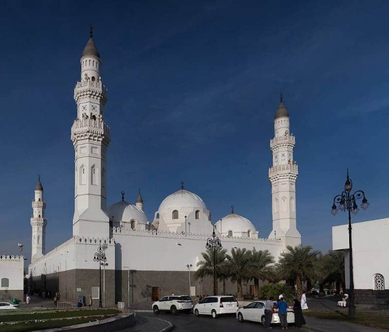 https://mdw-travel-data-us-east-1.s3.amazonaws.com/img/country/Saudi-Arabia/Quba-Masjid/img_01.jpg