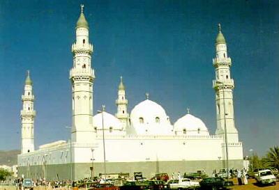 https://mdw-travel-data-us-east-1.s3.amazonaws.com/img/country/Saudi-Arabia/Quba-Souk/img_01.jpg