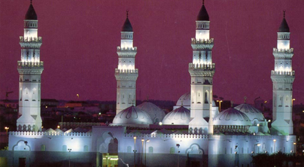 https://mdw-travel-data-us-east-1.s3.amazonaws.com/img/country/Saudi-Arabia/Quba-Souk/img_03.jpg