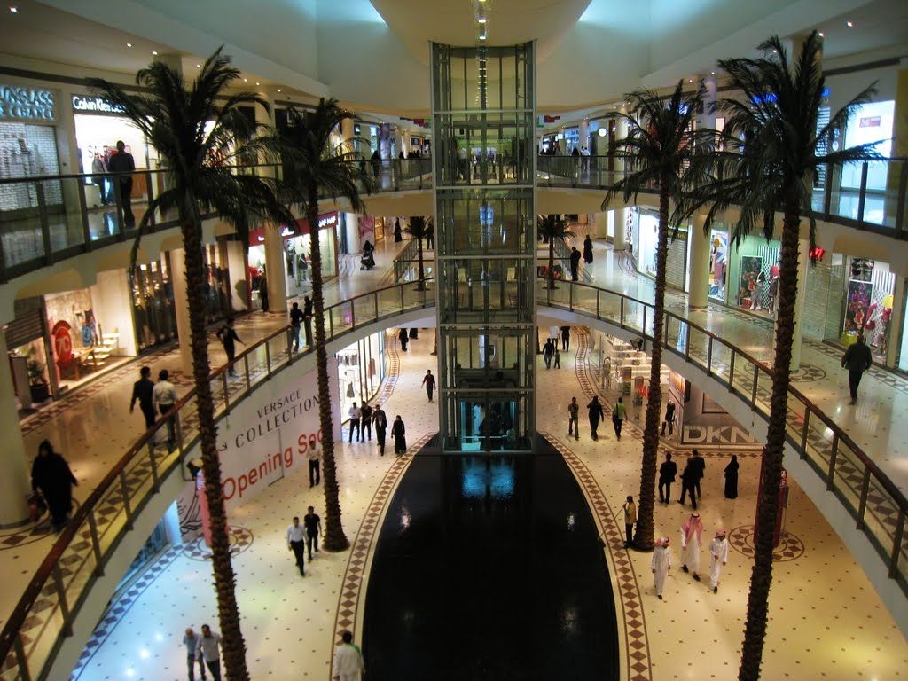 https://mdw-travel-data-us-east-1.s3.amazonaws.com/img/country/Saudi-Arabia/Riyadh-Gallery-Mall/img_02.jpg