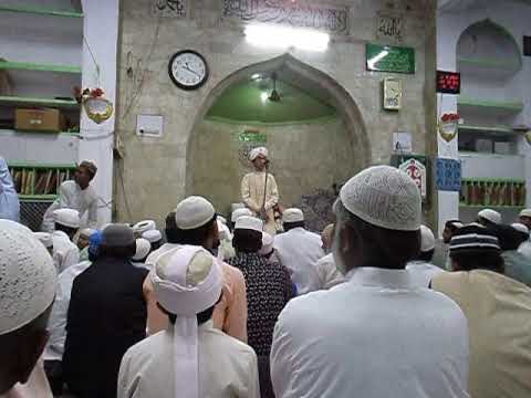 https://mdw-travel-data-us-east-1.s3.amazonaws.com/img/country/Saudi-Arabia/Salman-Al-Farsi-Mosque-Garden/img_03.jpg