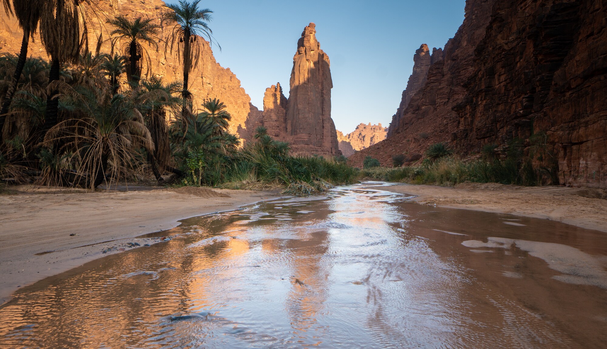 https://mdw-travel-data-us-east-1.s3.amazonaws.com/img/country/Saudi-Arabia/Tabuk-Park/img_00.jpg