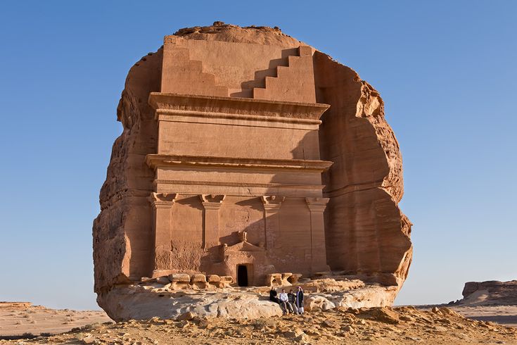 https://mdw-travel-data-us-east-1.s3.amazonaws.com/img/country/Saudi-Arabia/The-Rock-Inscriptions/img_01.jpg