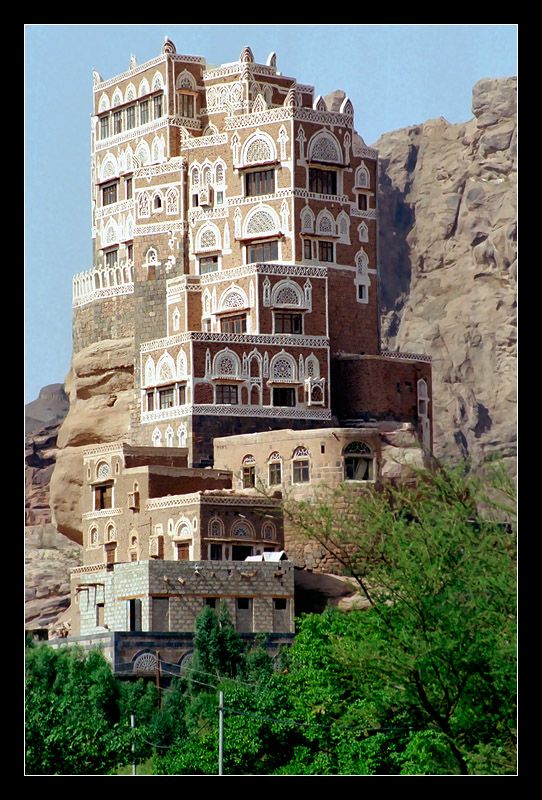 https://mdw-travel-data-us-east-1.s3.amazonaws.com/img/country/Saudi-Arabia/Wadi-Al-Dawaser-Heritage-Village/img_03.jpg