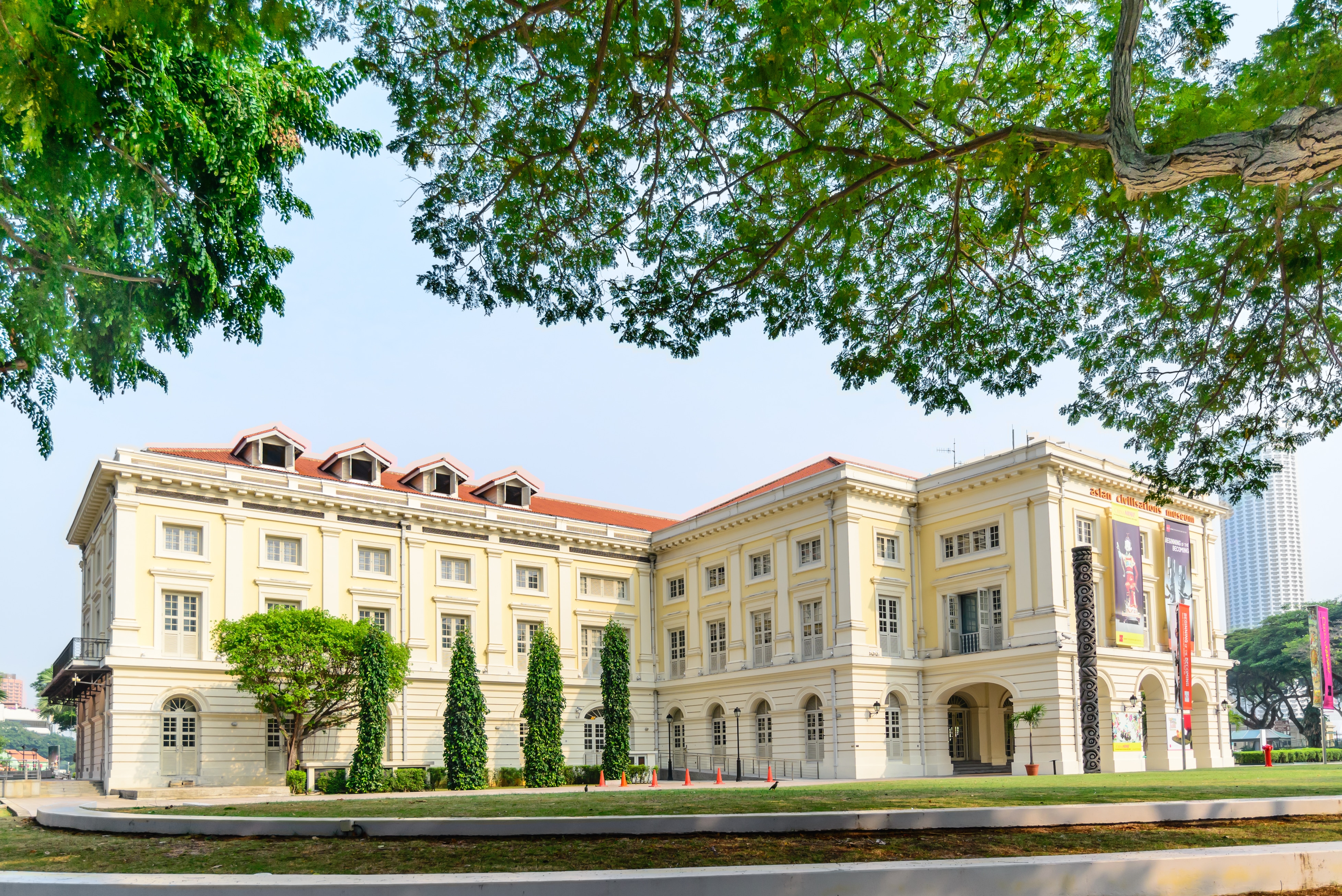 https://mdw-travel-data-us-east-1.s3.amazonaws.com/img/country/Singapore/Asian-Civilisations-Museum/img_01.jpg