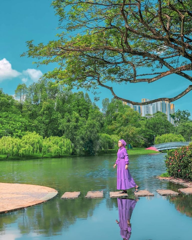 https://mdw-travel-data-us-east-1.s3.amazonaws.com/img/country/Singapore/Bishan-Ang-Mo-Kio-Park/img_01.jpg