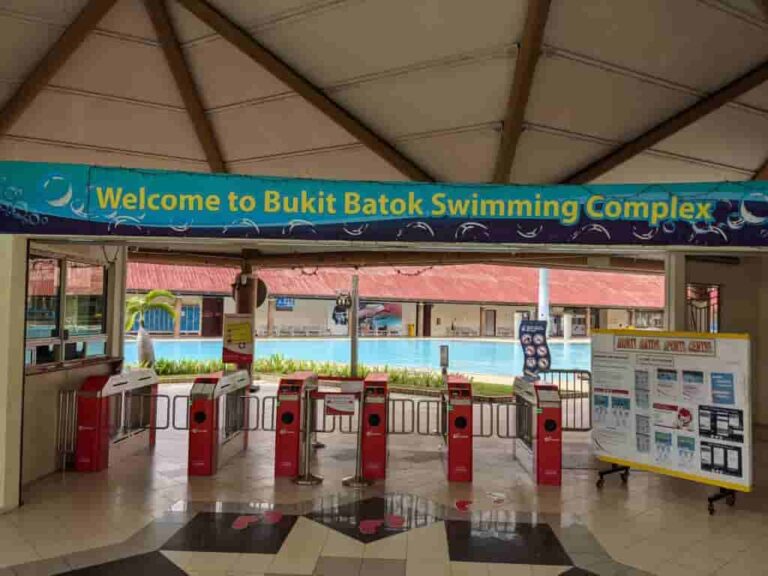 https://mdw-travel-data-us-east-1.s3.amazonaws.com/img/country/Singapore/Bukit-Batok-Swimming-Complex/img_01.jpg