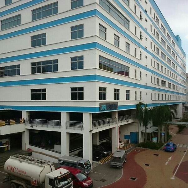 https://mdw-travel-data-us-east-1.s3.amazonaws.com/img/country/Singapore/Chai-Chee-Market-&-Food-Centre/img_02.jpg