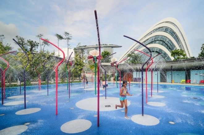 https://mdw-travel-data-us-east-1.s3.amazonaws.com/img/country/Singapore/Childrens-Garden/img_00.jpg