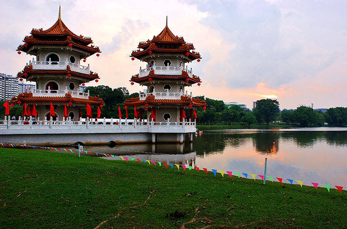 https://mdw-travel-data-us-east-1.s3.amazonaws.com/img/country/Singapore/Chinese-Garden/img_01.jpg