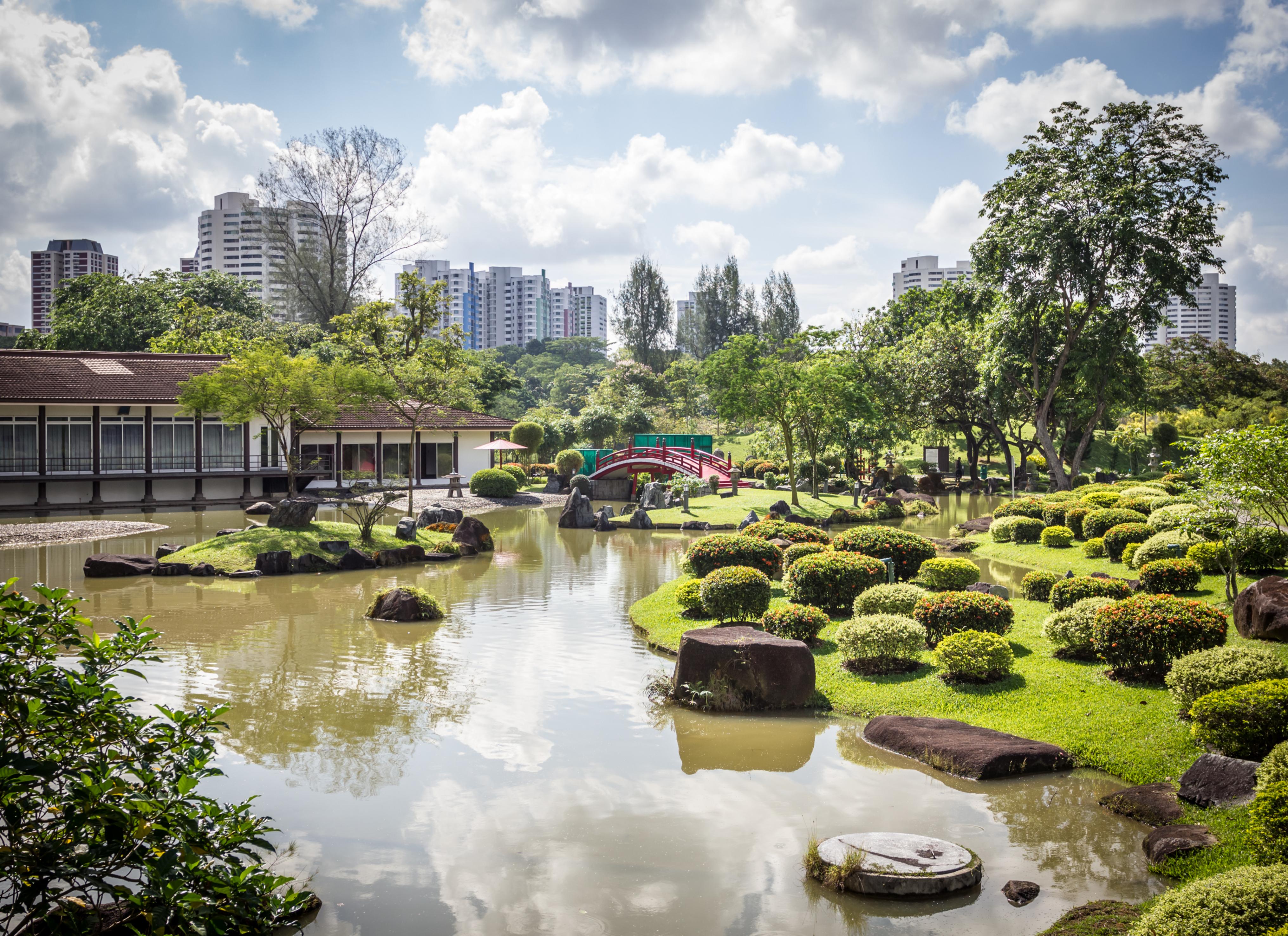 https://mdw-travel-data-us-east-1.s3.amazonaws.com/img/country/Singapore/Chinese-and-Japanese-Gardens/img_03.jpg